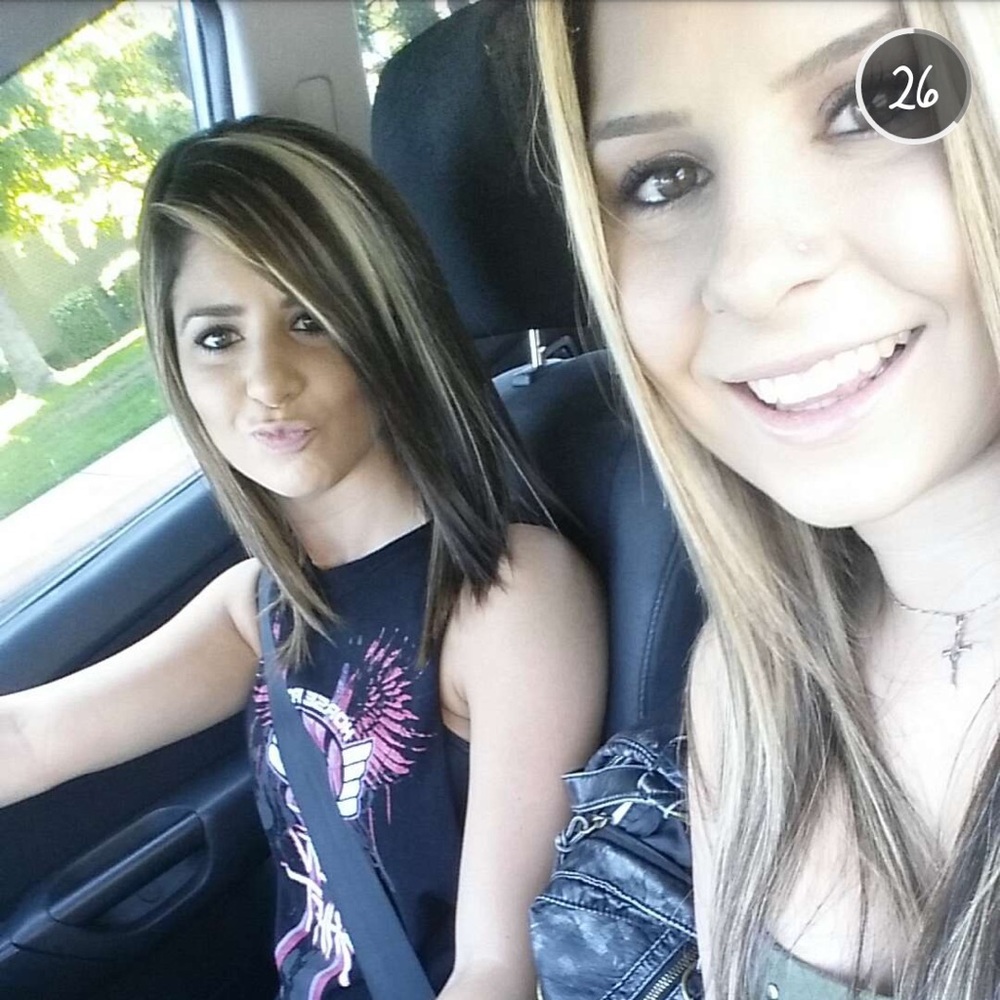 Meet your Posher, Em & Hay